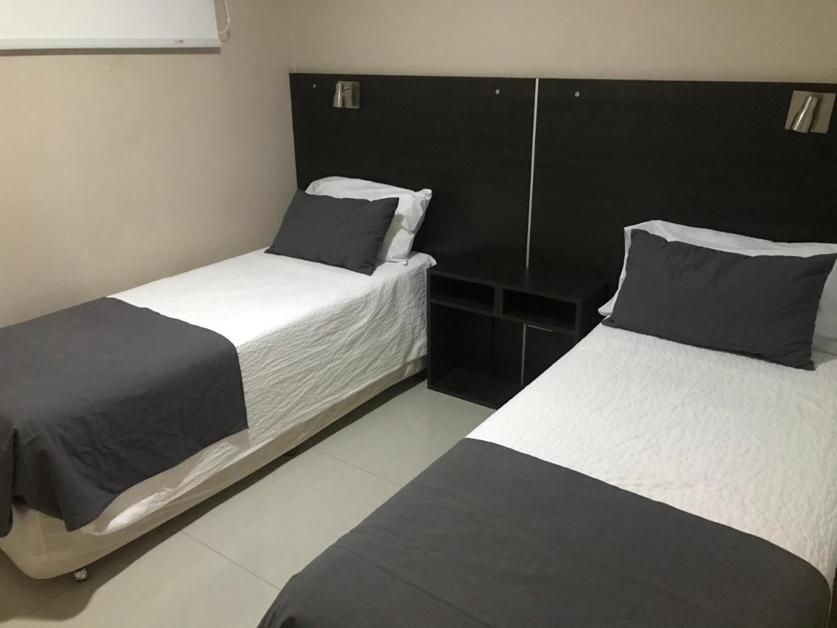 Complejo Las Rosas Apartment Villa Allende Bagian luar foto